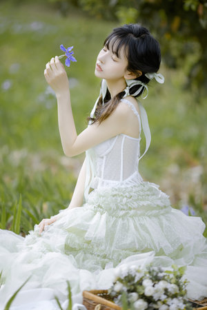 室友在寝室给男朋友打电话