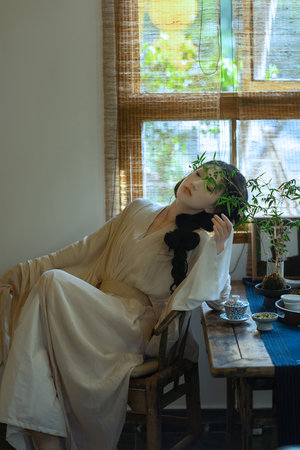 关于我和鬼变成家完整版免费观看