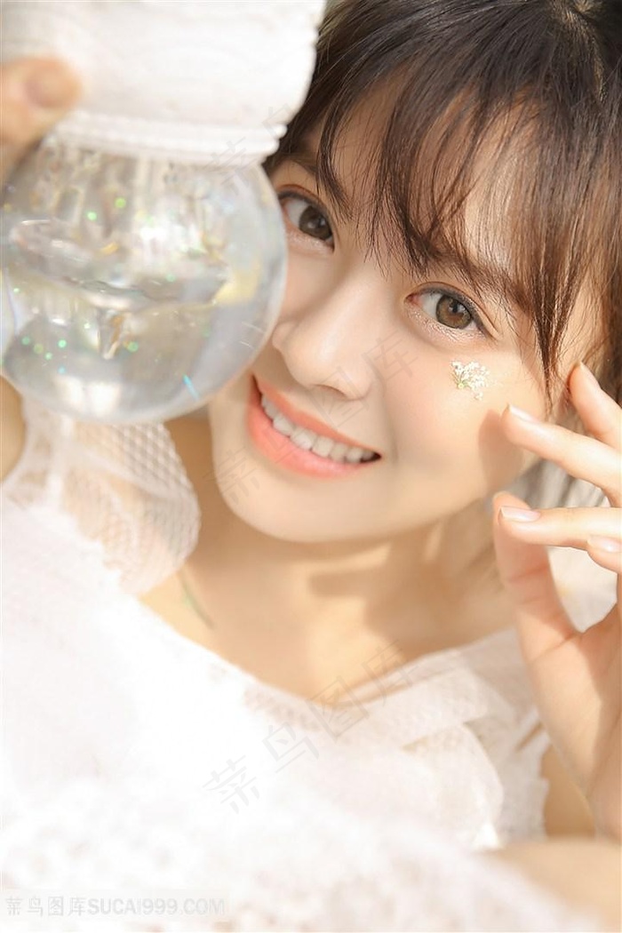 截了一段小视频打扑克