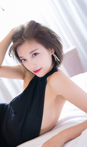 小葵拖欠房租给房东打扫卫生