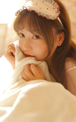 杨超越自带套ai造梦禁云海