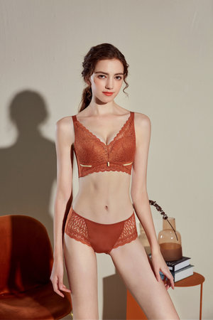 我家弟超大动漫播放免费观看