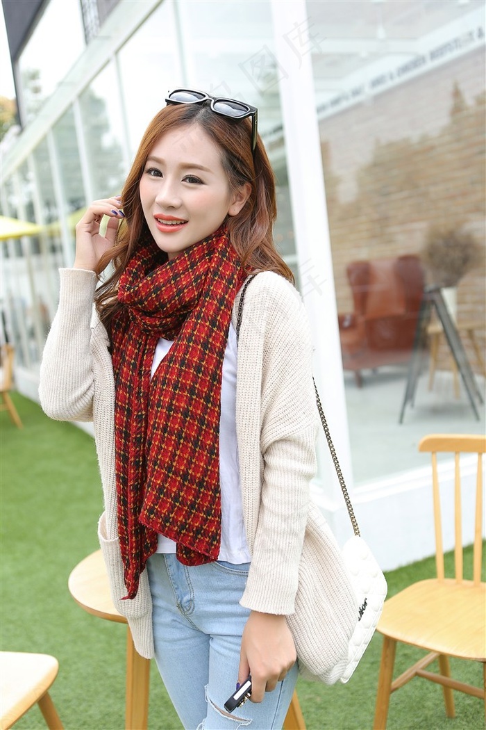 屋顶上的绿宝石剧情简介