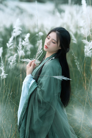 老公出差我好寂寞出轨