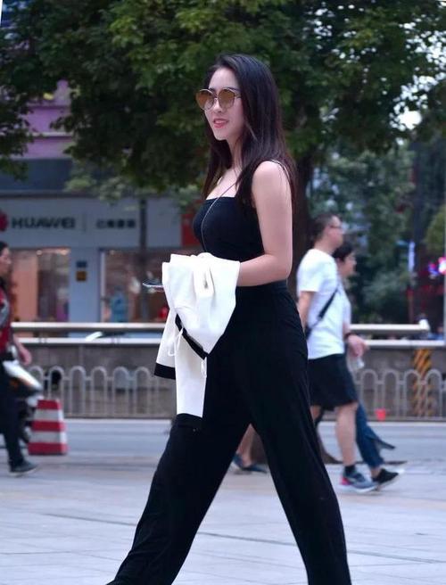 一觉醒来听说我结婚了txt百度云