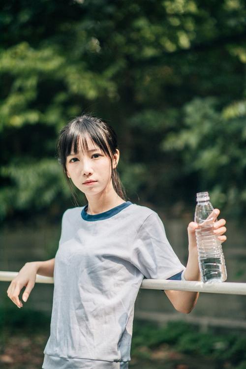 蜜柚视频免费版在线观看