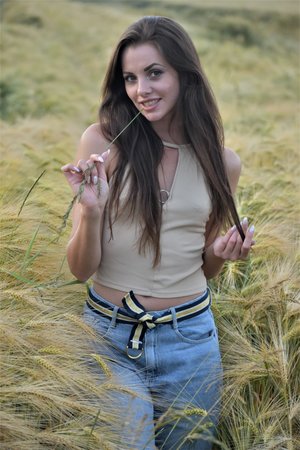 亚洲中文字幕无码乱线久久视