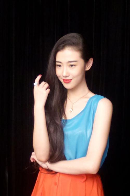 国产午夜视频高清