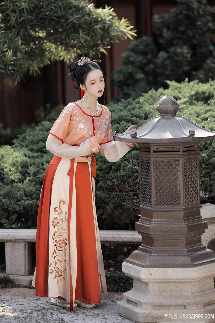 男生女生一起差差差带痛声的完整