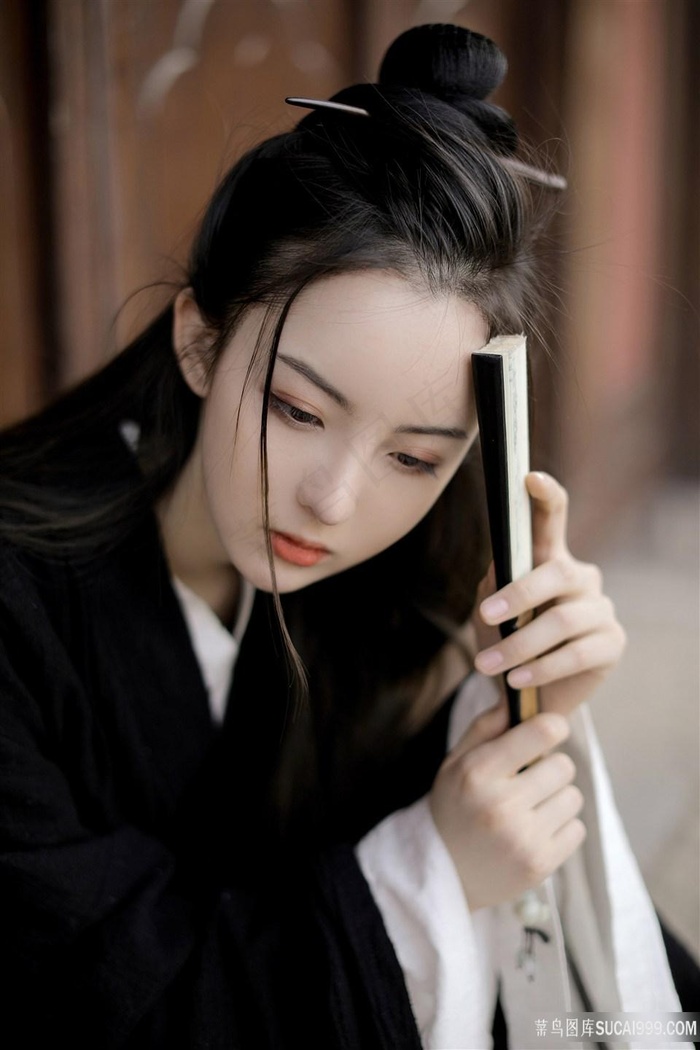 宝宝下面湿透了还嘴硬疼的原因有哪