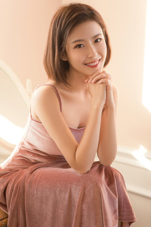 颜值不错双马尾大奶妹子自慰第三部