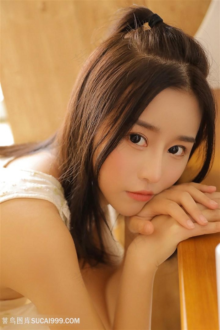 绝色高贵美妇雪臀