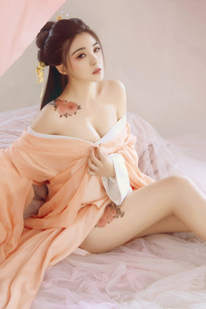 中国女人www视频播放