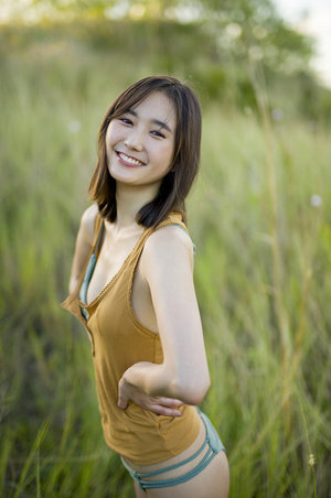 把腿长开就不疼了视频