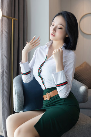 男女前后进进出出