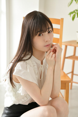 俏皮可爱素颜女神