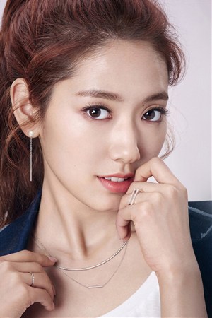 被男人吃奶添下面好舒服视频